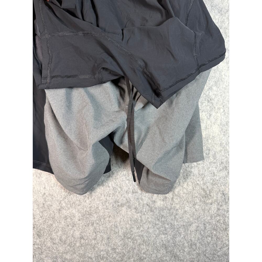 Lululemon Namaste At The Beach Mens Large 9" Gray Black Lined Athletic Shorts - Picture 5 of 8